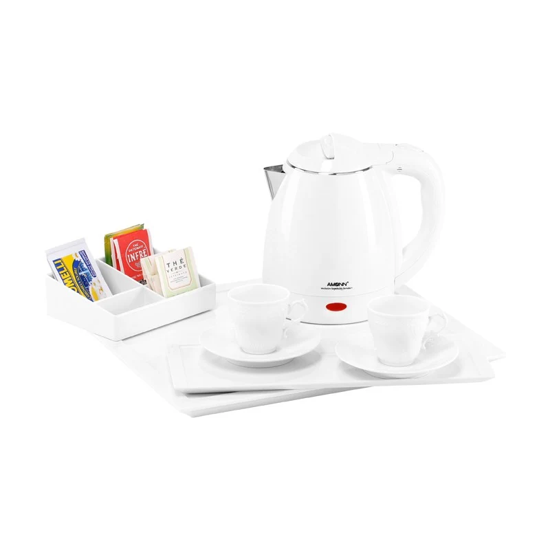 Kit bollitore bianco con tre vassoi in melamina