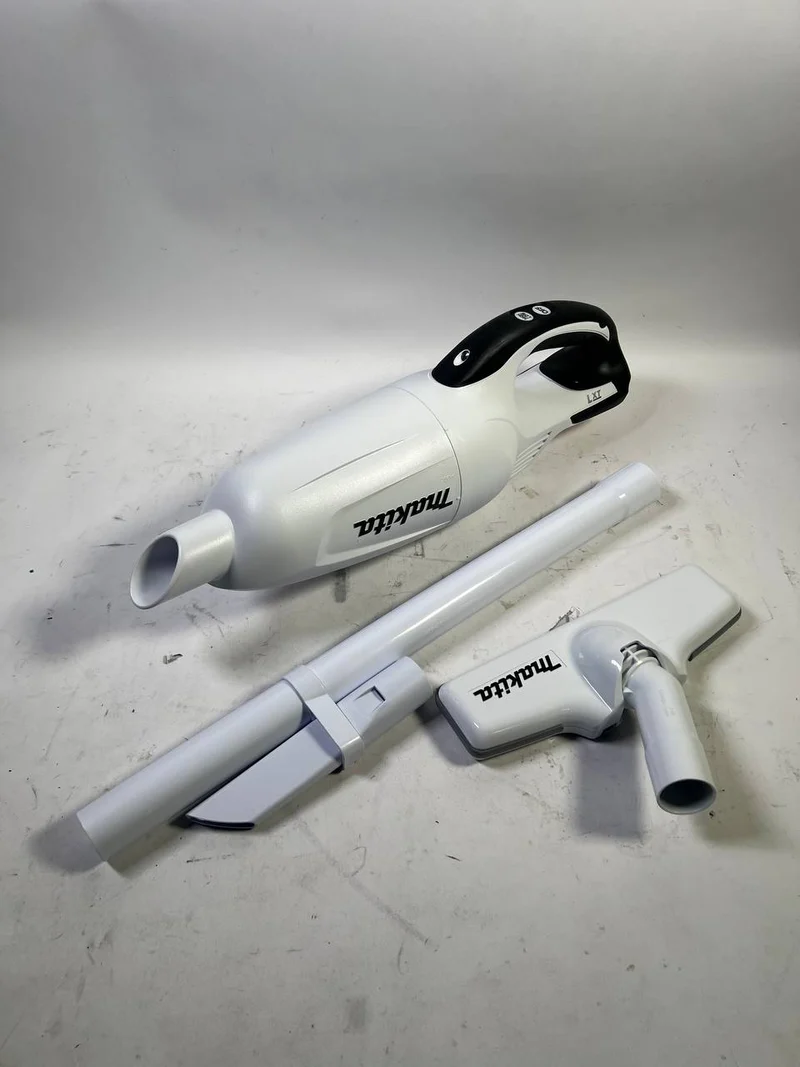 Makita DCL 181 FZW Akku Staubsauger 18V - Leicht Gebraucht