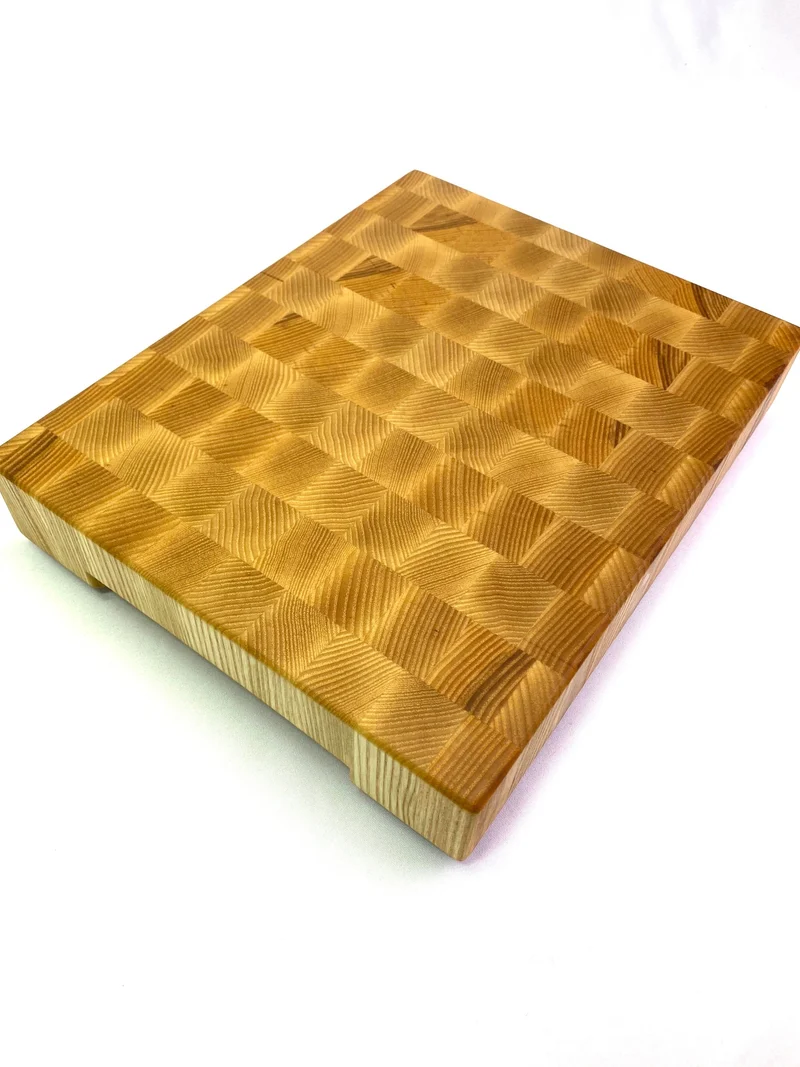Schneidebrett Hackblock Esche 25 x 20 x 3,75 cm
