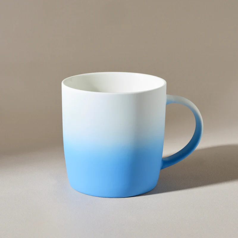 Karaca Soft Touch Blau Becher 340 ml