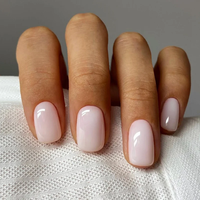 Kunstnagelset für gepflegte und elegante Nägel Karnz