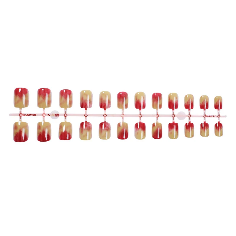 Kunstnagel-Set mit elegantem Farbverlauf Karnz
