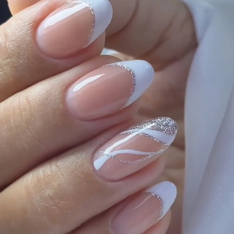 Elegante Gel-Nagel Kunstverlängerungen Karnz