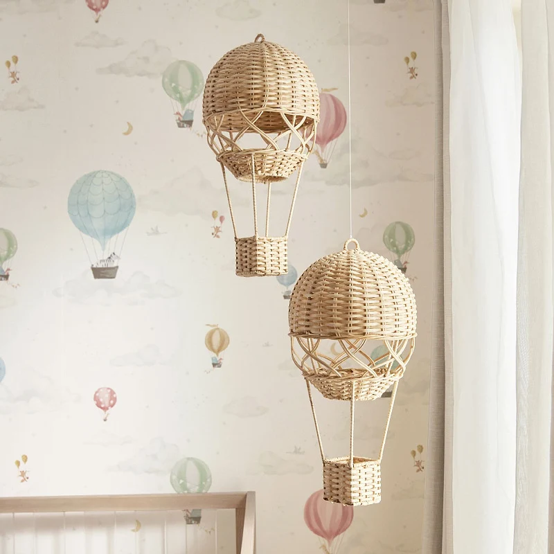 Handgefertigte Hängelampe im Heißluftballon-Design Karnz