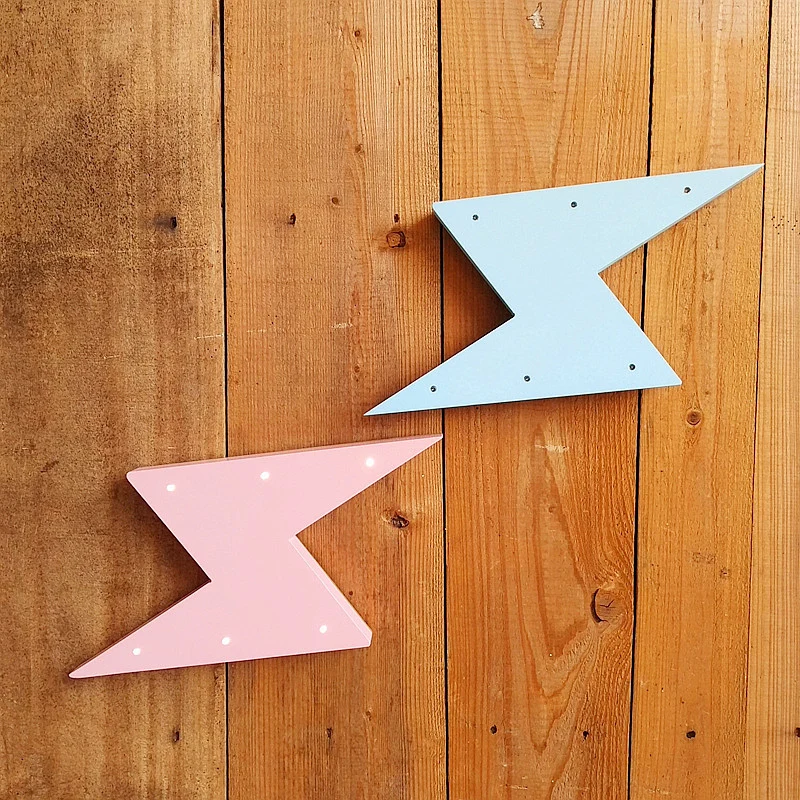 Dekorative Geometrische Wandregale