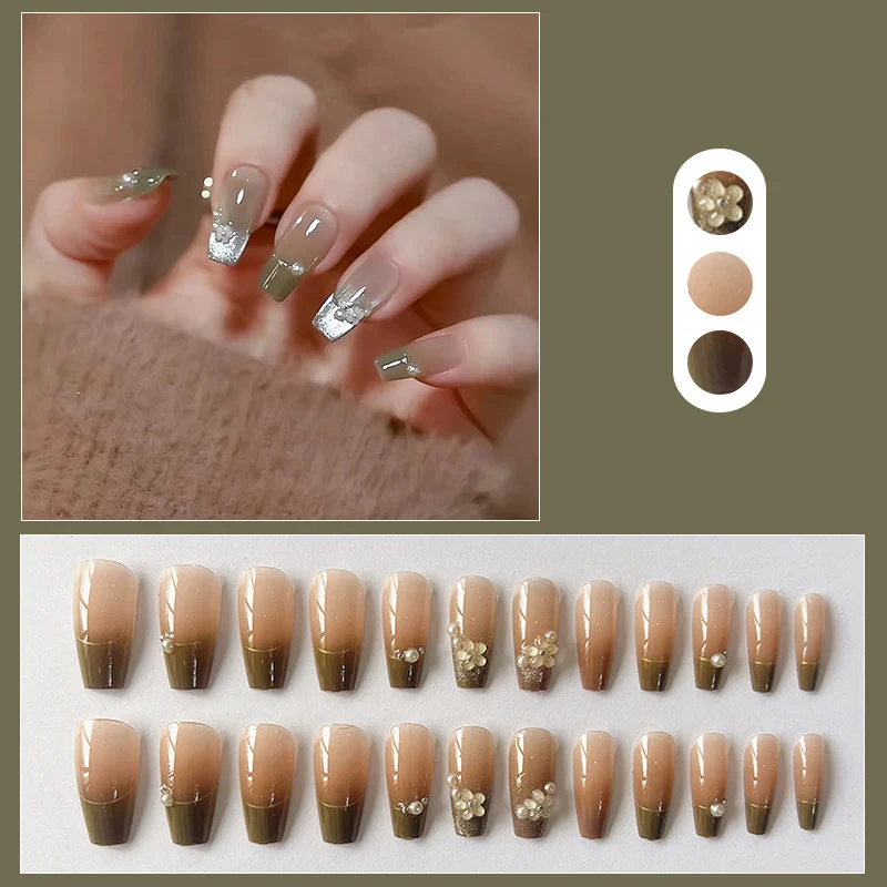 kunstvolle Nagelspitzen Karnz