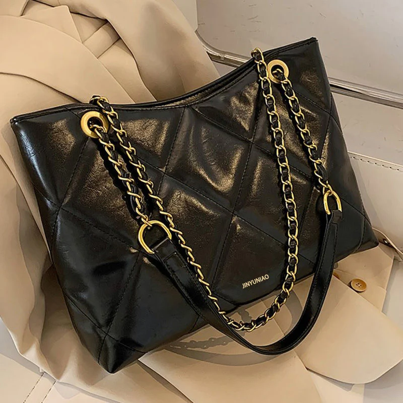 Stylische gesteppte Handtasche Karnz