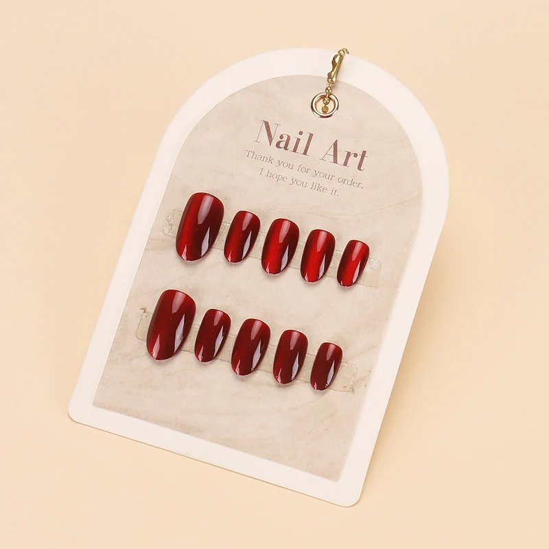Glänzendes rotes Press-On-Nagelset Karnz