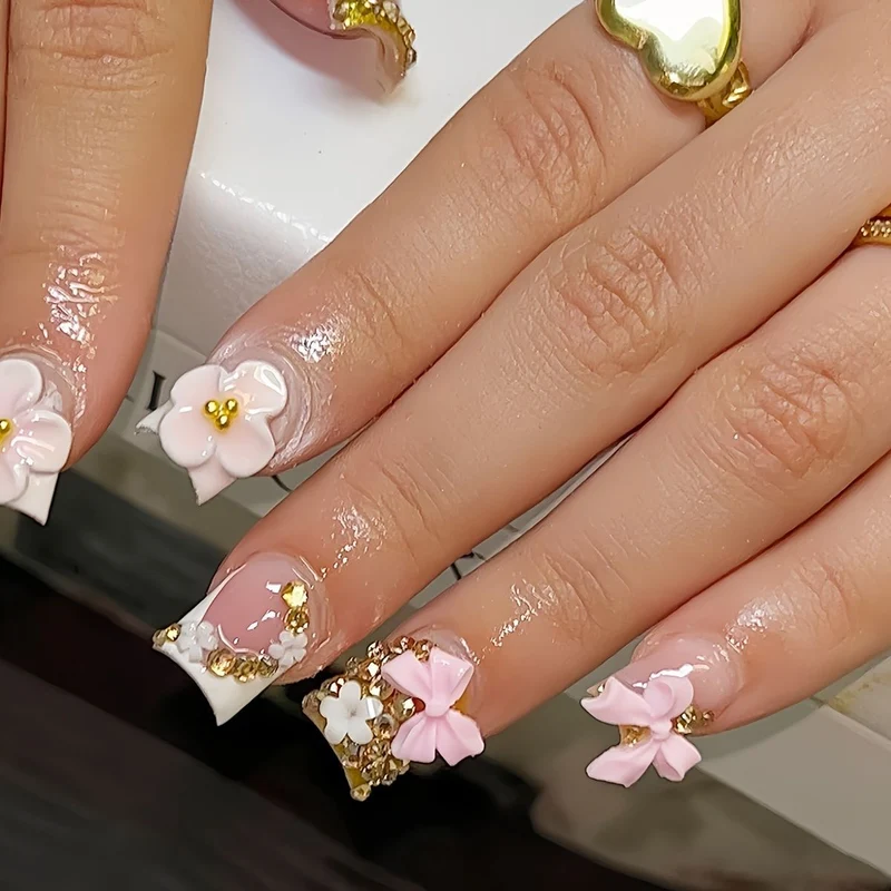 Artisan Floral Nail Decoration Set Karnz