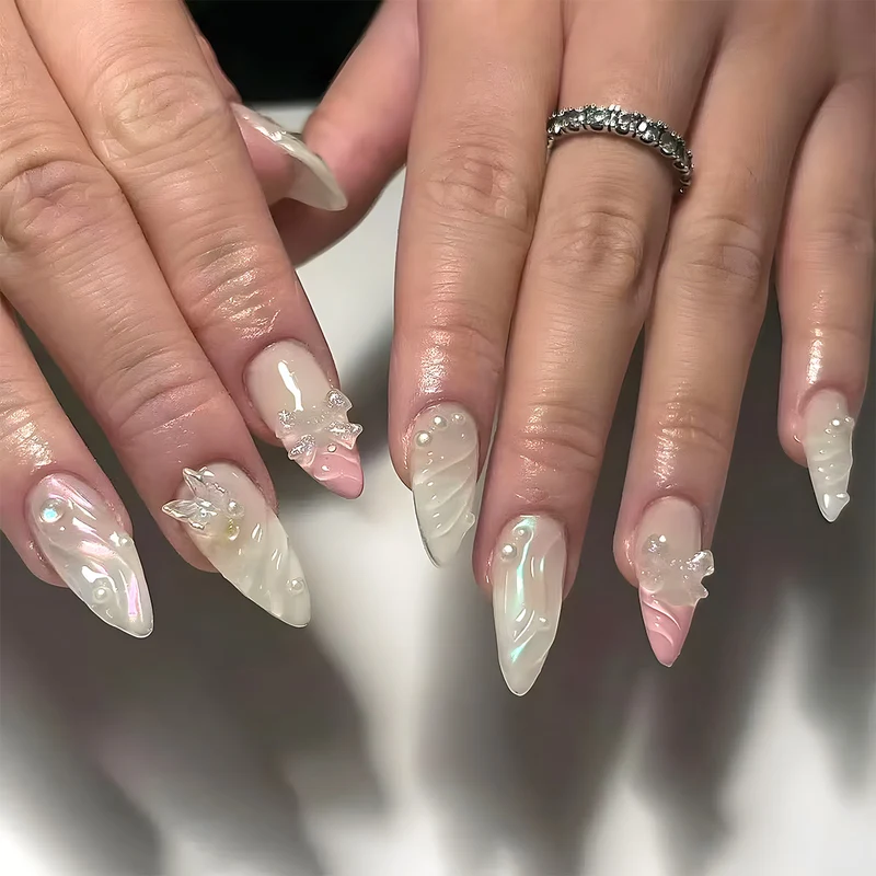 Künstlerische lange Stiletto-Nagelverstärkungen Karnz