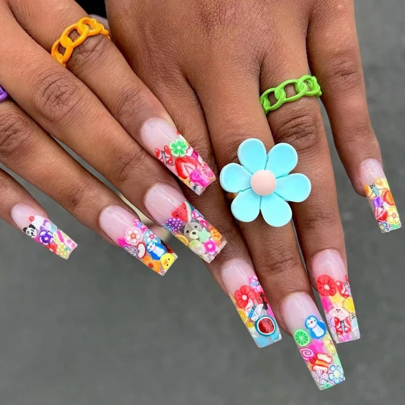 Künstlerische Blumenthemen-Nagelverlängerungen Karnz