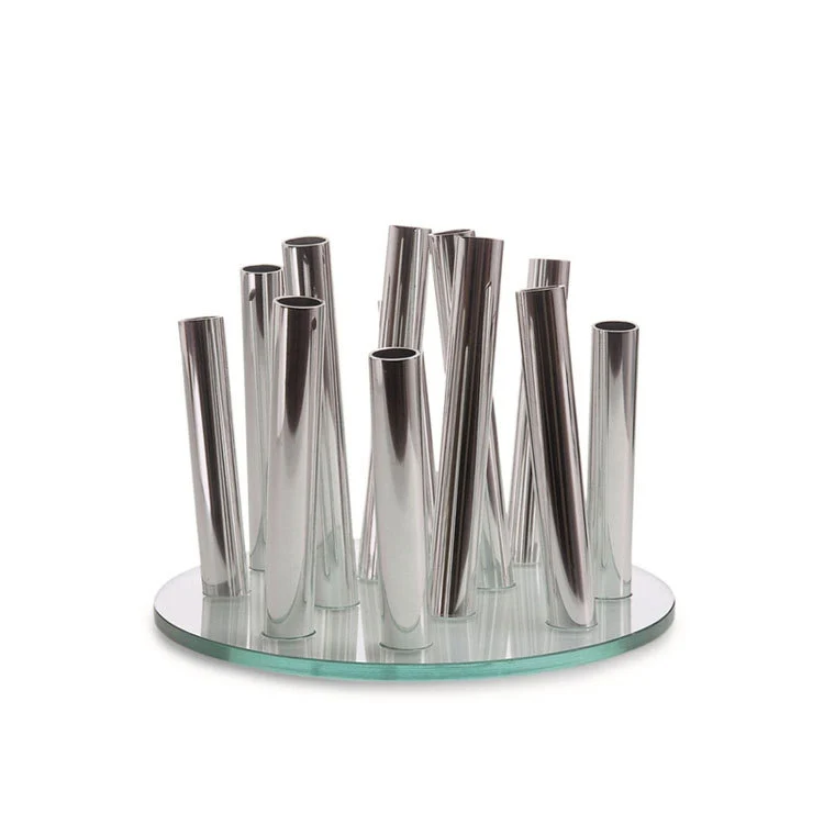Zeitgenössische abstrakte Metallvase