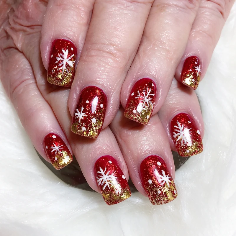 Festive Glitter Nagelkunst Karnz