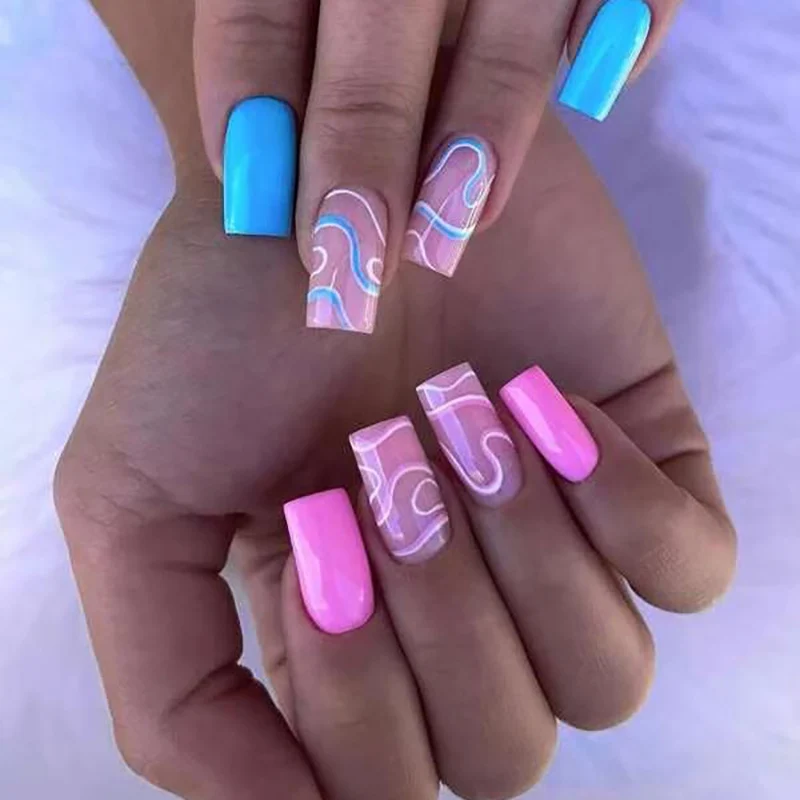 Elegantes Künstlerisches Press-On-Nagelset Karnz