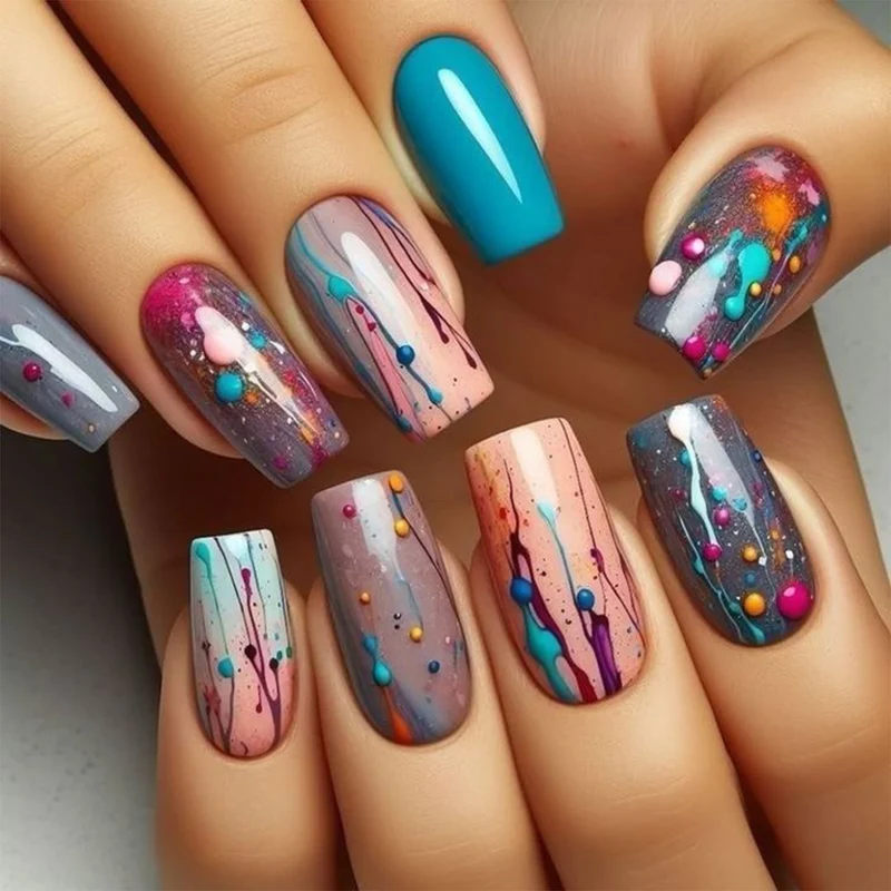 Künstlerische Spritz-Nagelkunst Press-On Nägel Karnz