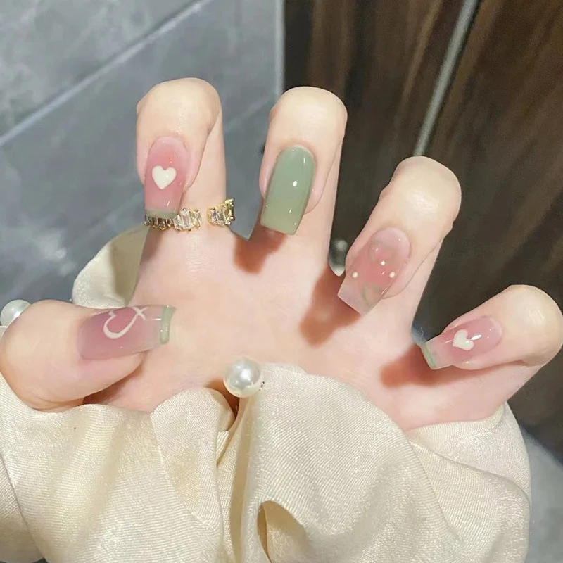 Künstlerische Acryl-Nagelverstärkungen Karnz
