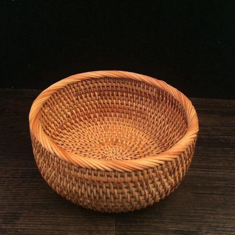 Handgefertigter Deko-Obstkorb aus Rattan Karnz