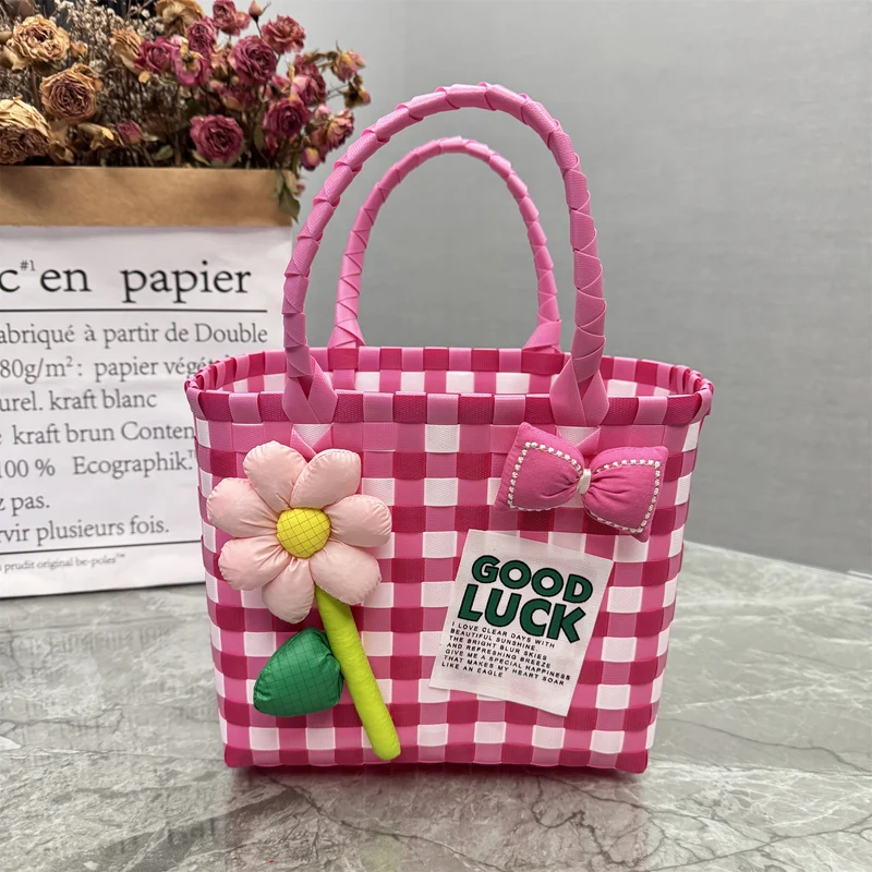 Charmante und verspielte Handtasche Karnz