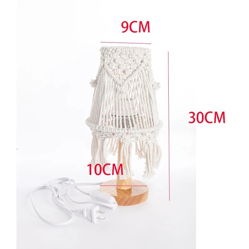 Makramee Tischlampe mit natürlichem Holzsockel Karnz
