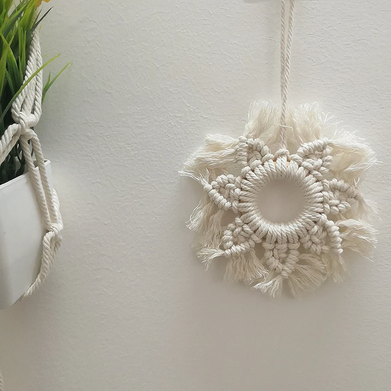 Dekorative Makramee Wandornament Karnz