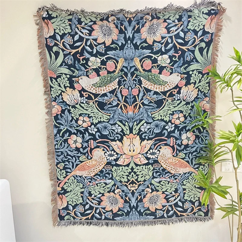 Verschnörkelte florale Wandteppich-Wurfdecke