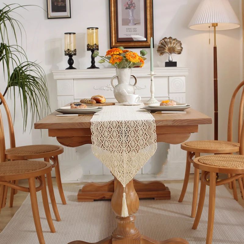 Elegante Häkel Tischläufer