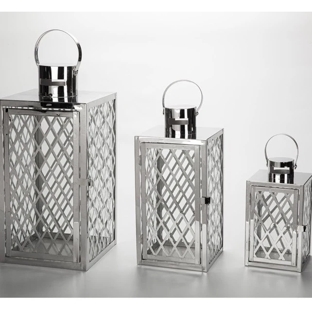 Moderne polierte Gitter-Metalllaterne-Kollektion mit Scharniertür und oberem Schlaufengriff Karnz