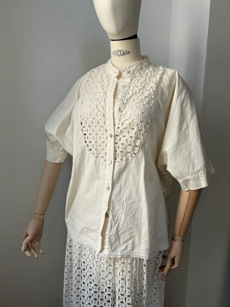 Bluse mit Broderie-Spitze - Creme