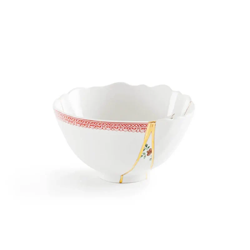 Seletti Kintsugi bowl in porcelain/24 carat gold