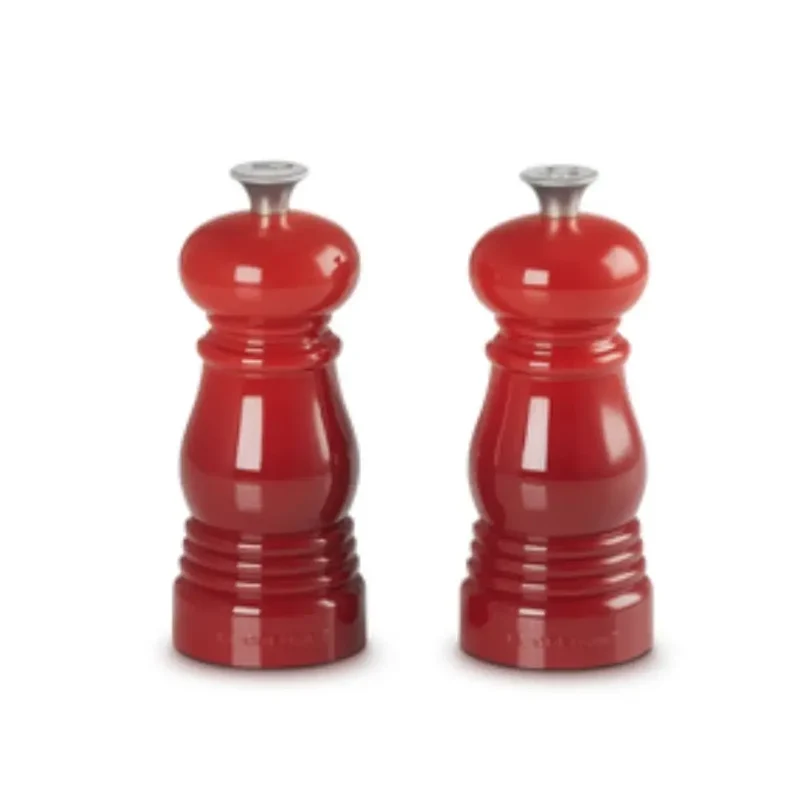 Le Creuset Salt & Pepper mill set