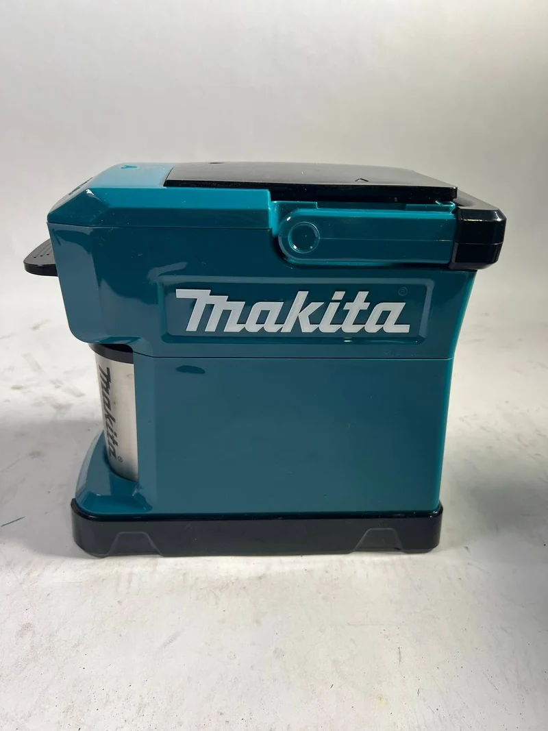 Makita DCM 501 Z Kaffeemaschine Akku betrieben, tragbar - Gebraucht