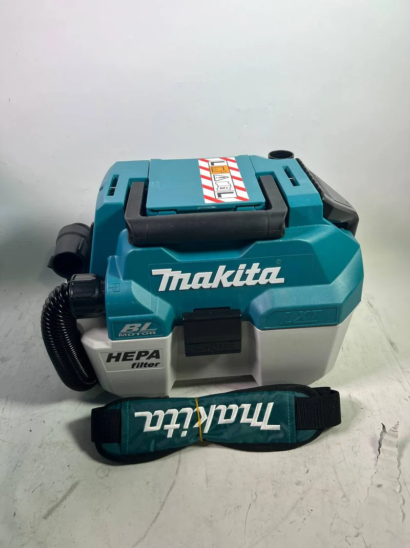 Makita DVC 750 LZX1 Akku Staubsauger Nass und Trockensauger 18 V tragbar - Leicht Gebraucht