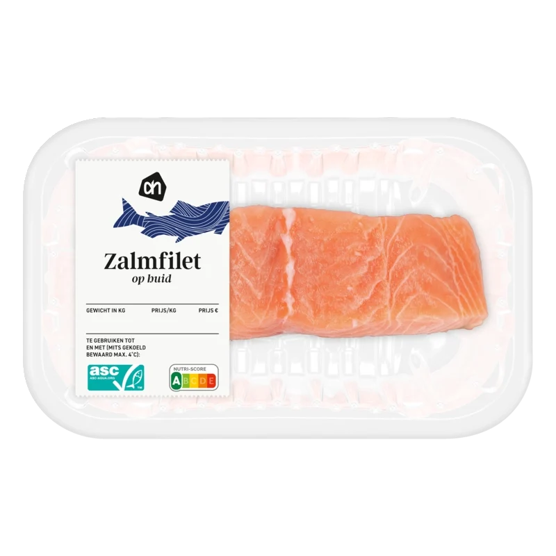 Zalmfilet op huid
