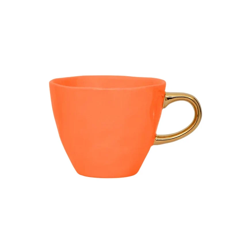 Urbane Naturkultur – Guten Morgen – Kaffeetasse – Karotte