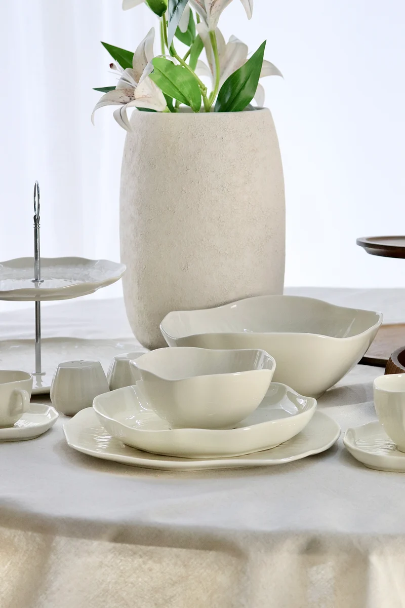 Cermico Beige 27 teiliges Tafelservice für 6 Personen