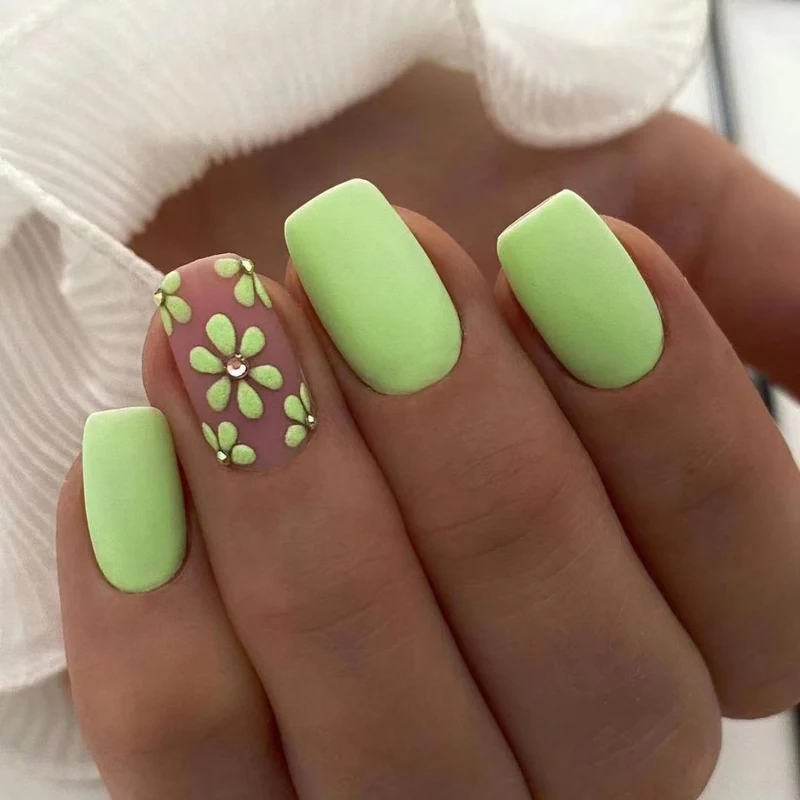 Blumen Design Press-On Nägel Karnz