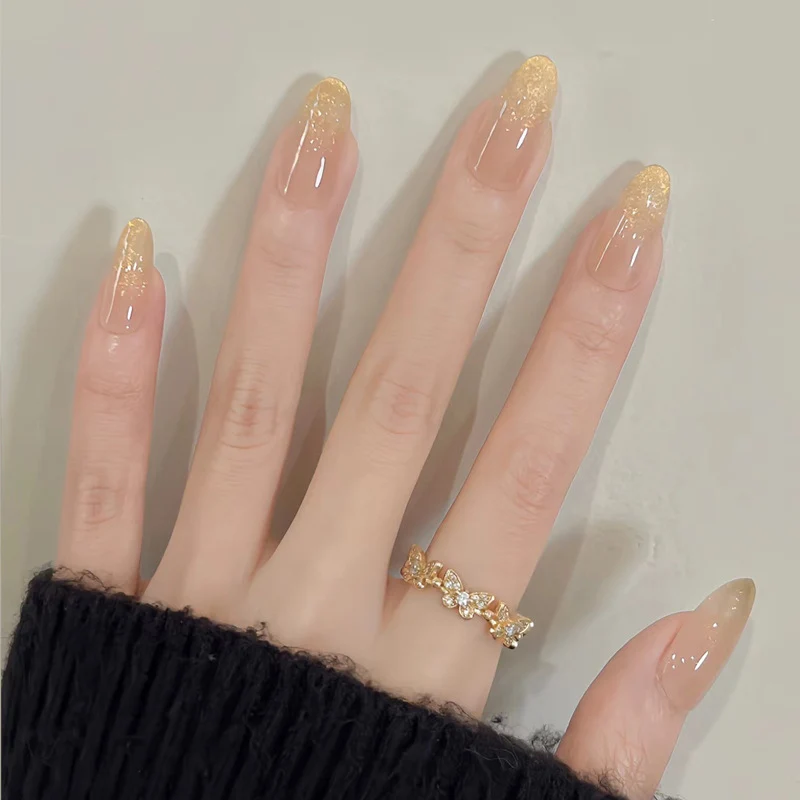Elegantes Stiletto Press-On Nagelset mit glitzerndem Finish Karnz