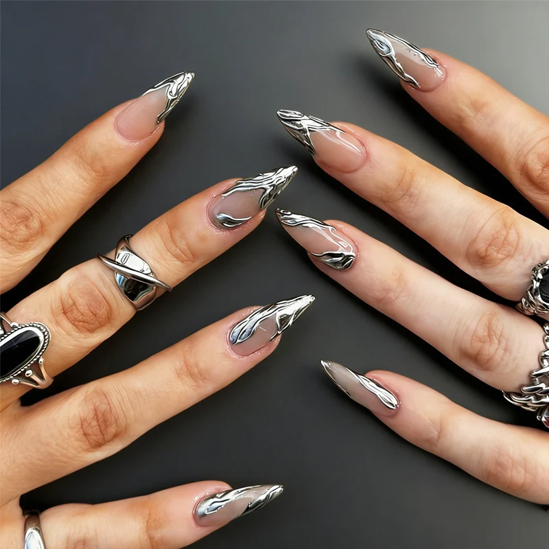 Metallic Design Stiletto Press-On Nägel Karnz