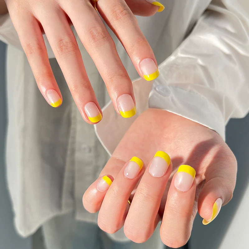 Kunstvolle Nagelkunst mit frischem Gelb Akzent Karnz
