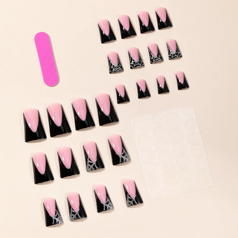 Gothic-inspirierte 3D-Acryl-Nagelkunst-Erweiterungen Karnz