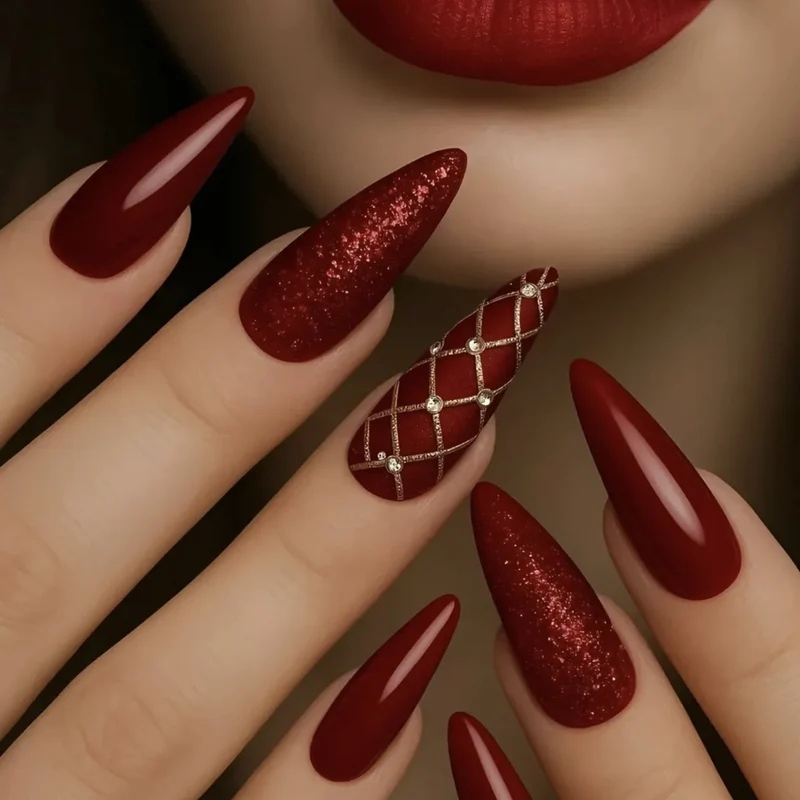 Glamouröses Stiletto-Nagelkunst-Set Karnz