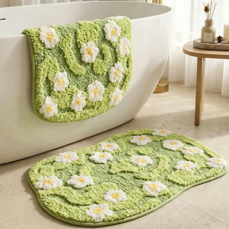 Blumenverzierte Badematte
