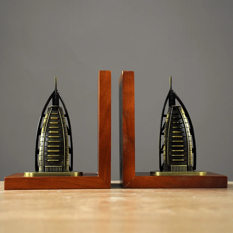 Moderne architektonische Buchstützen