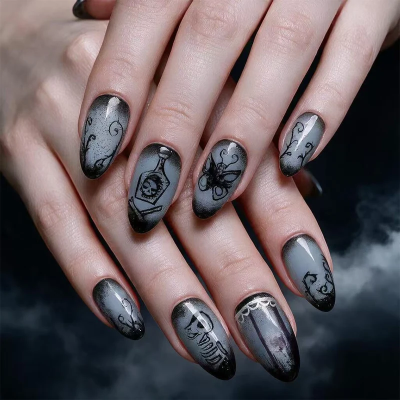 Kreative Halloween Nagelkunst im Gothic-Stil Karnz