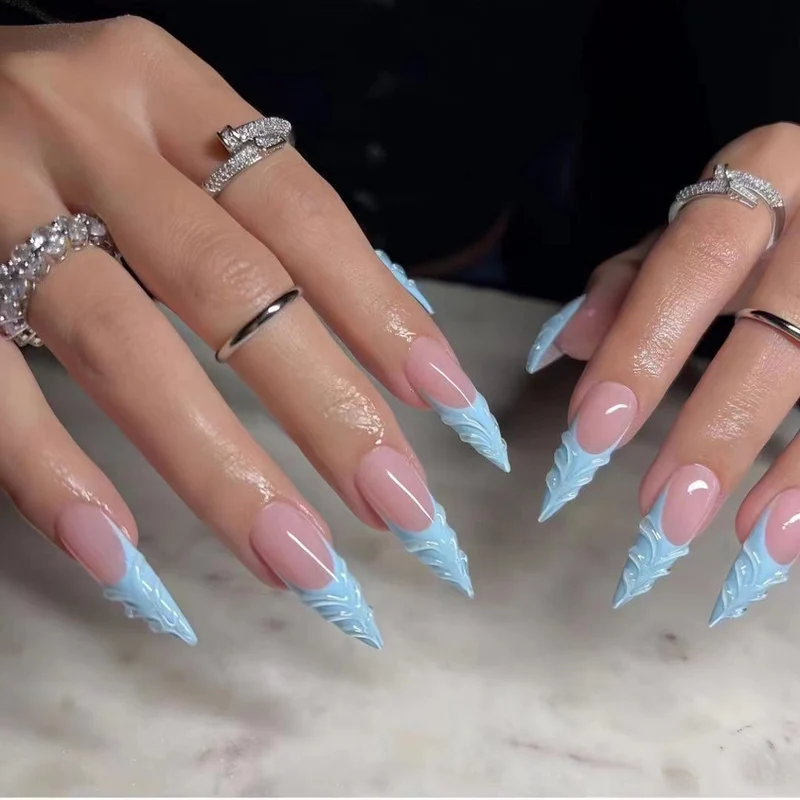 Einzigartige Skulpturierte Nagelverlängerungen Karnz