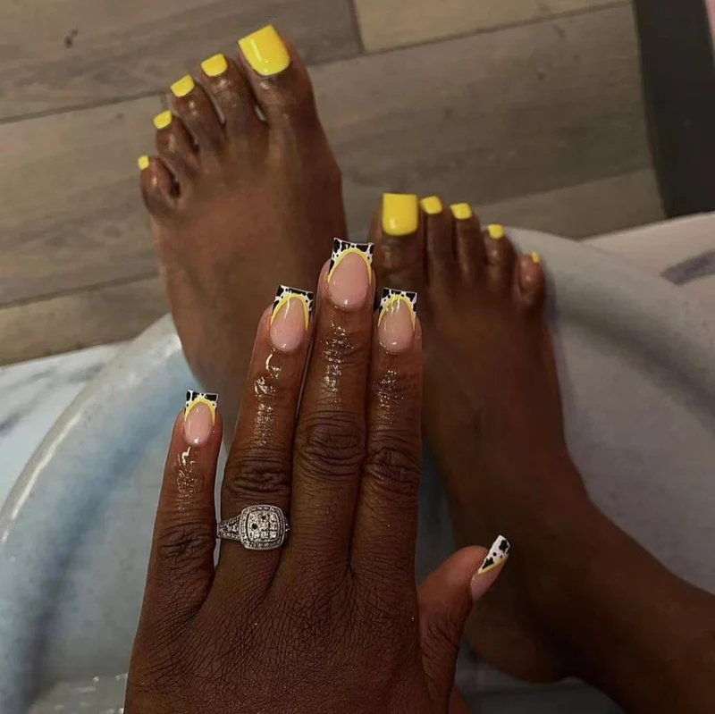 Trendiges Nagelkunstset Karnz