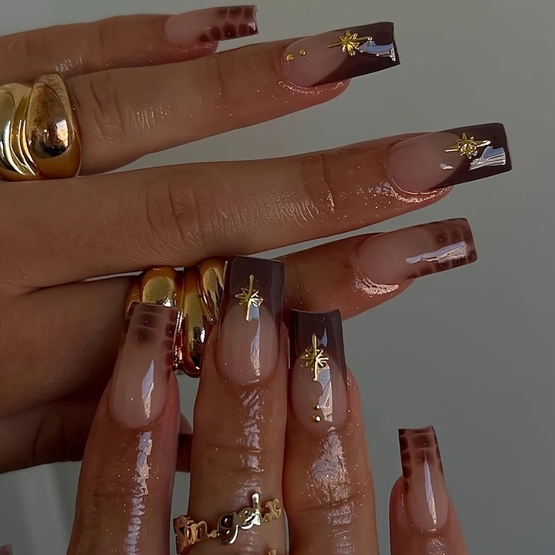 Luxuriöse Acryl-Nagelerweiterungen Karnz