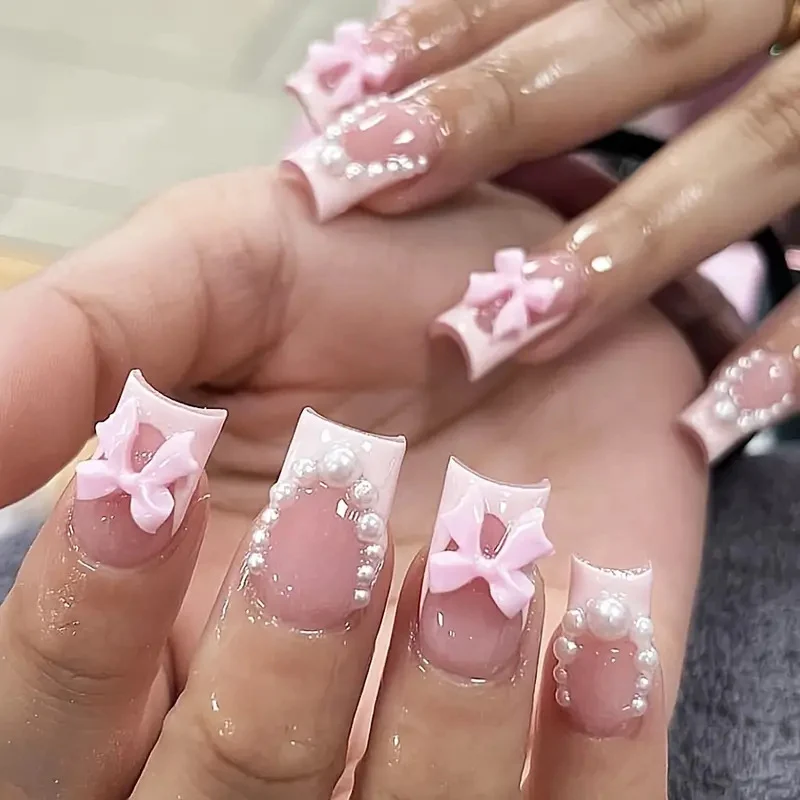 Blumenverziertes Acryl-Nagelkunst-Set Karnz