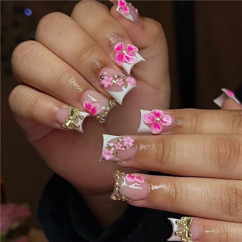 Florales Dekoratives Acryl-Nail Design Karnz