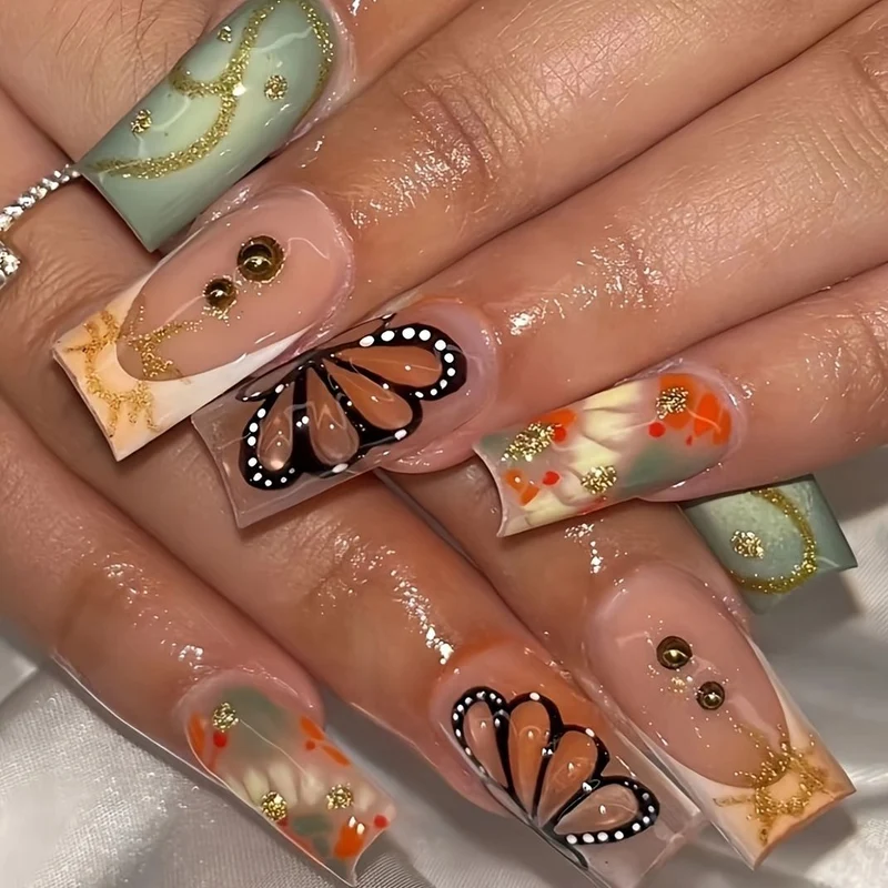 Künstlerische Nagelverlängerungen Karnz
